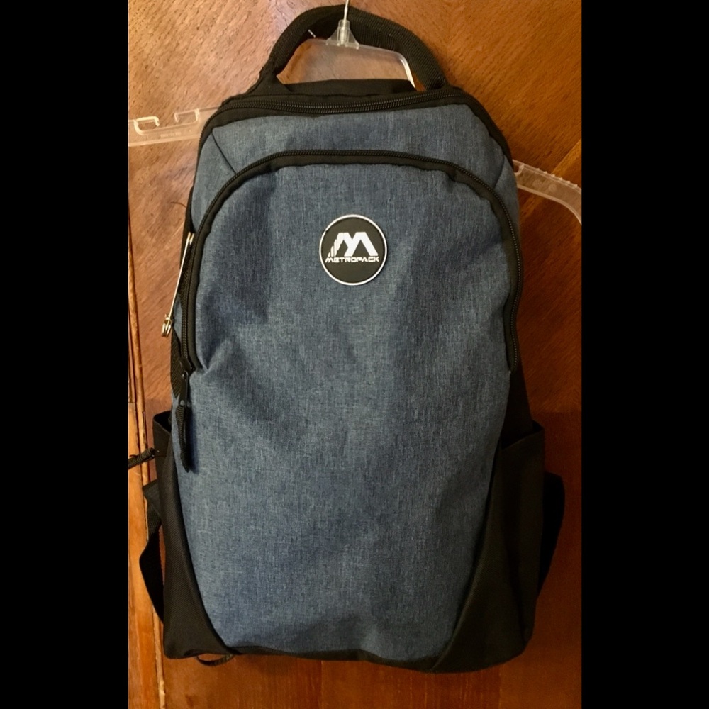 NWOT - Metropack Backpack
